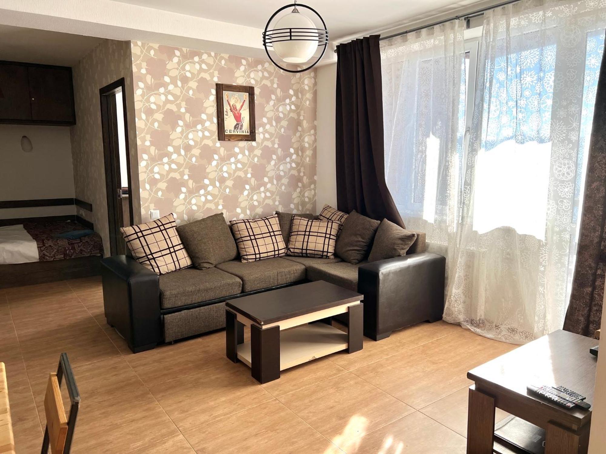 Mountain Cricket Chalets And Apartments Gudauri Room photo